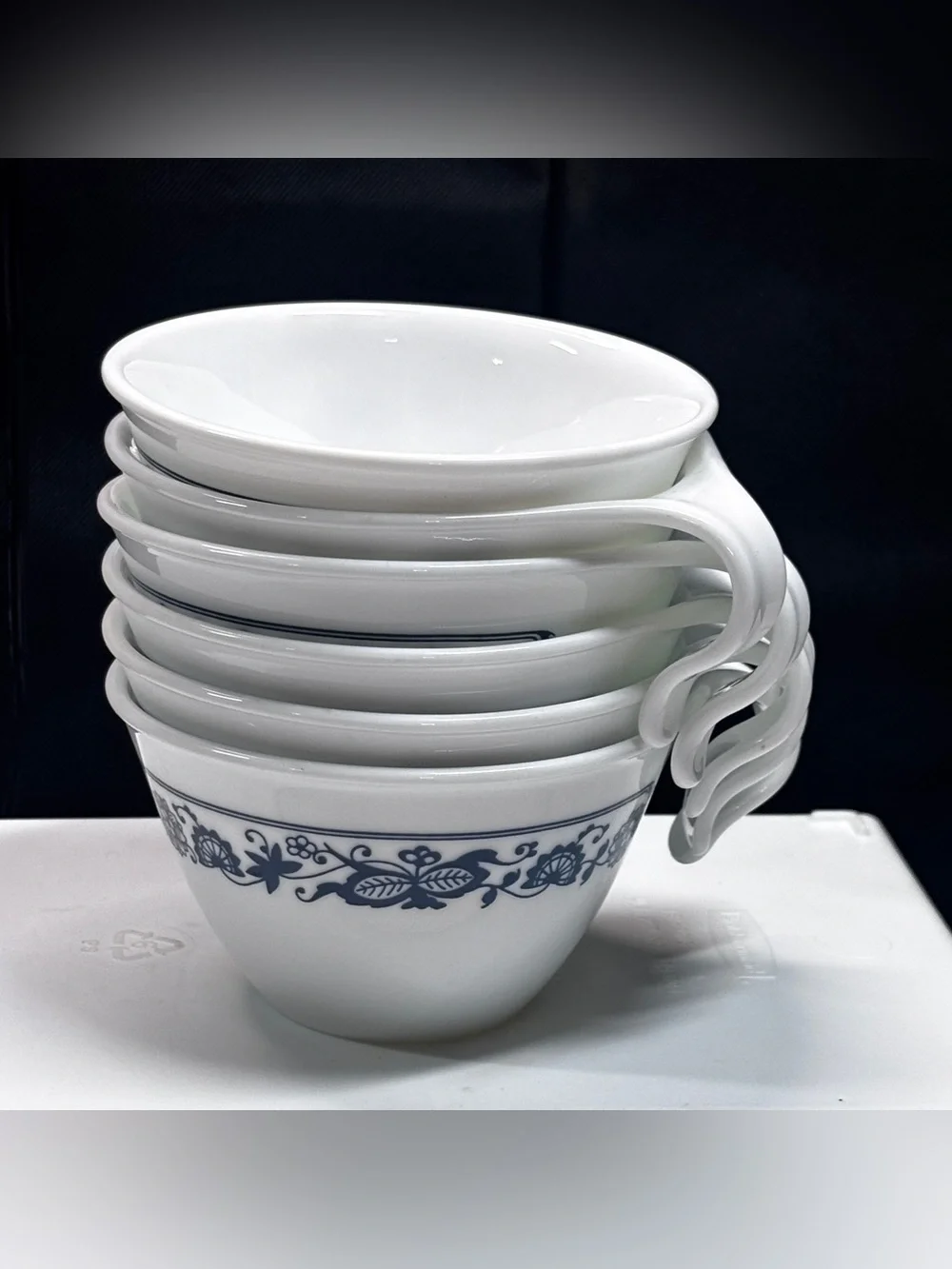 Corelle Corning Old Town Blue Onion Hook Handle Coffee Cups 4 W/ Cream Sugar - Picture 2 of 10